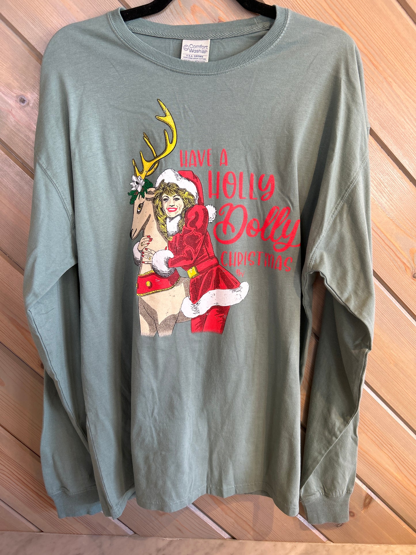Holly Dolly Christmas Tee