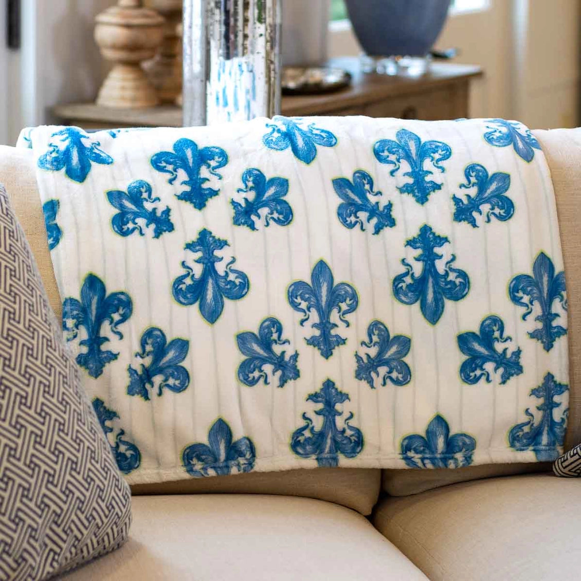 Fleur De Lis Throw