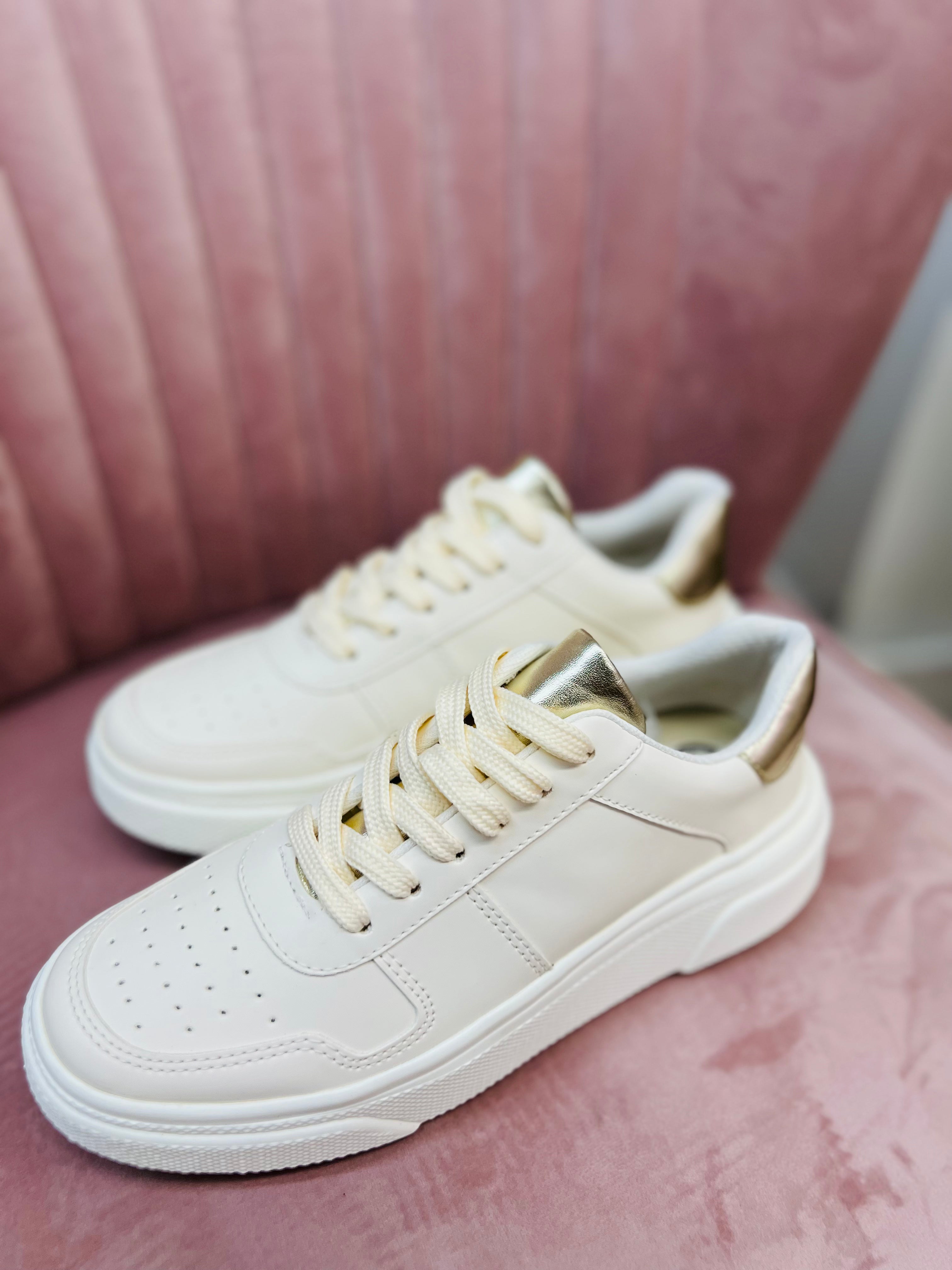 Aria Gold Sneaker