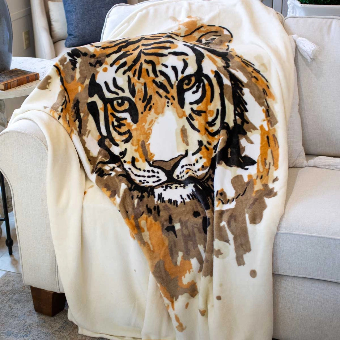 Tiger Love Throw