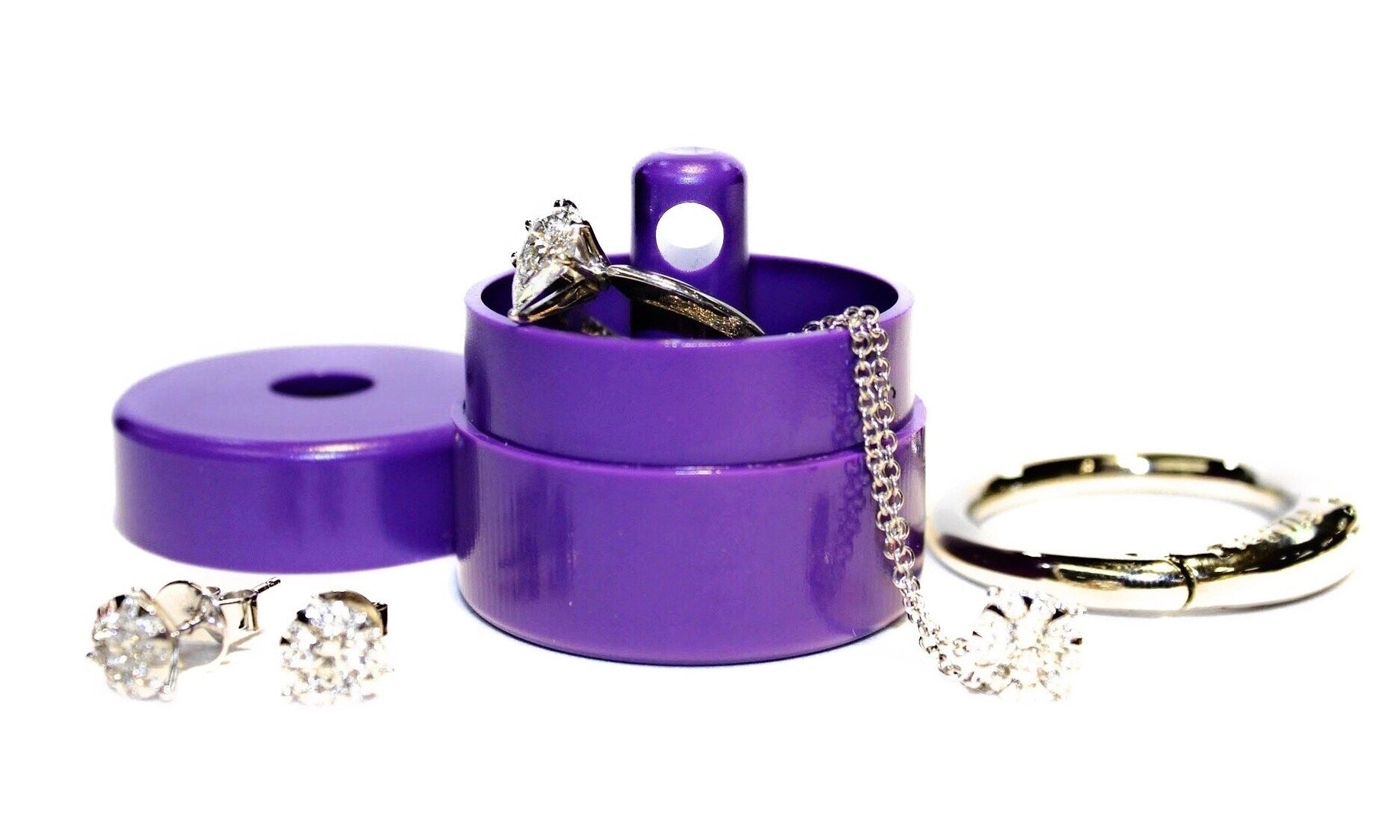 Lion Latch Jewelry /Pill Tote