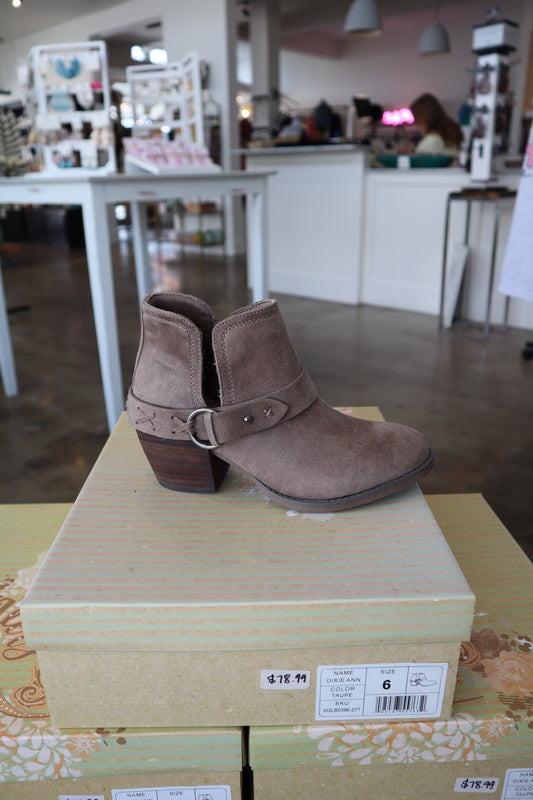 Dixie Ann Bootie