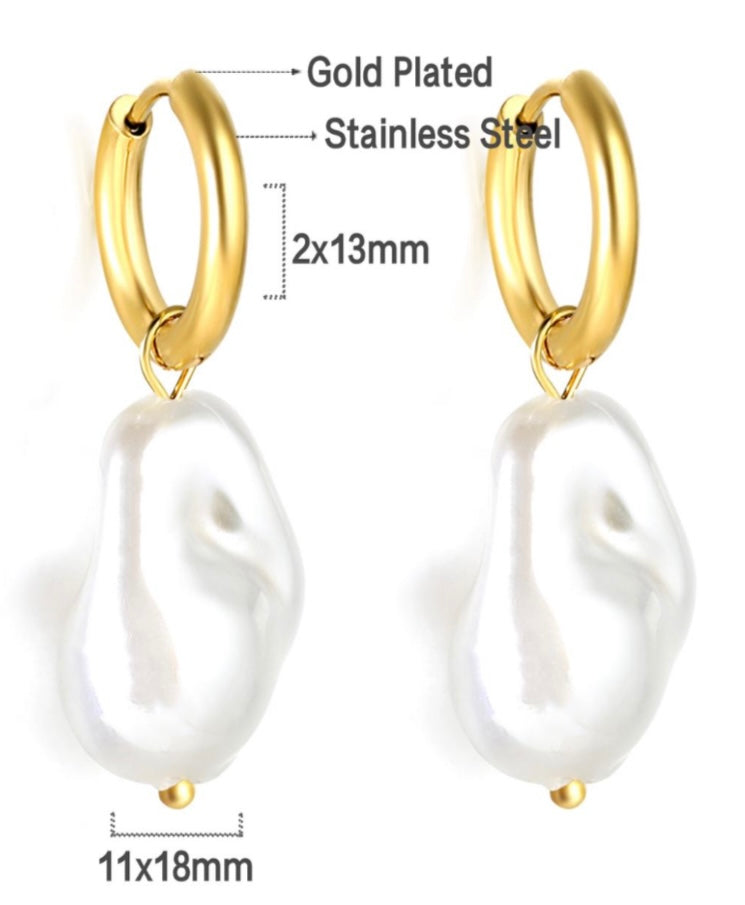 PlainPearl Gold Earrings