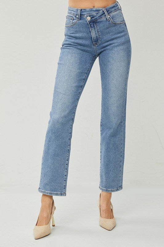 Crossover Straight Jeans