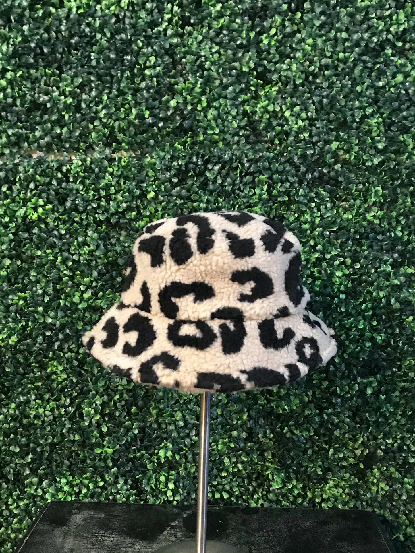 Leopard Teddy Fur Bucket Hat