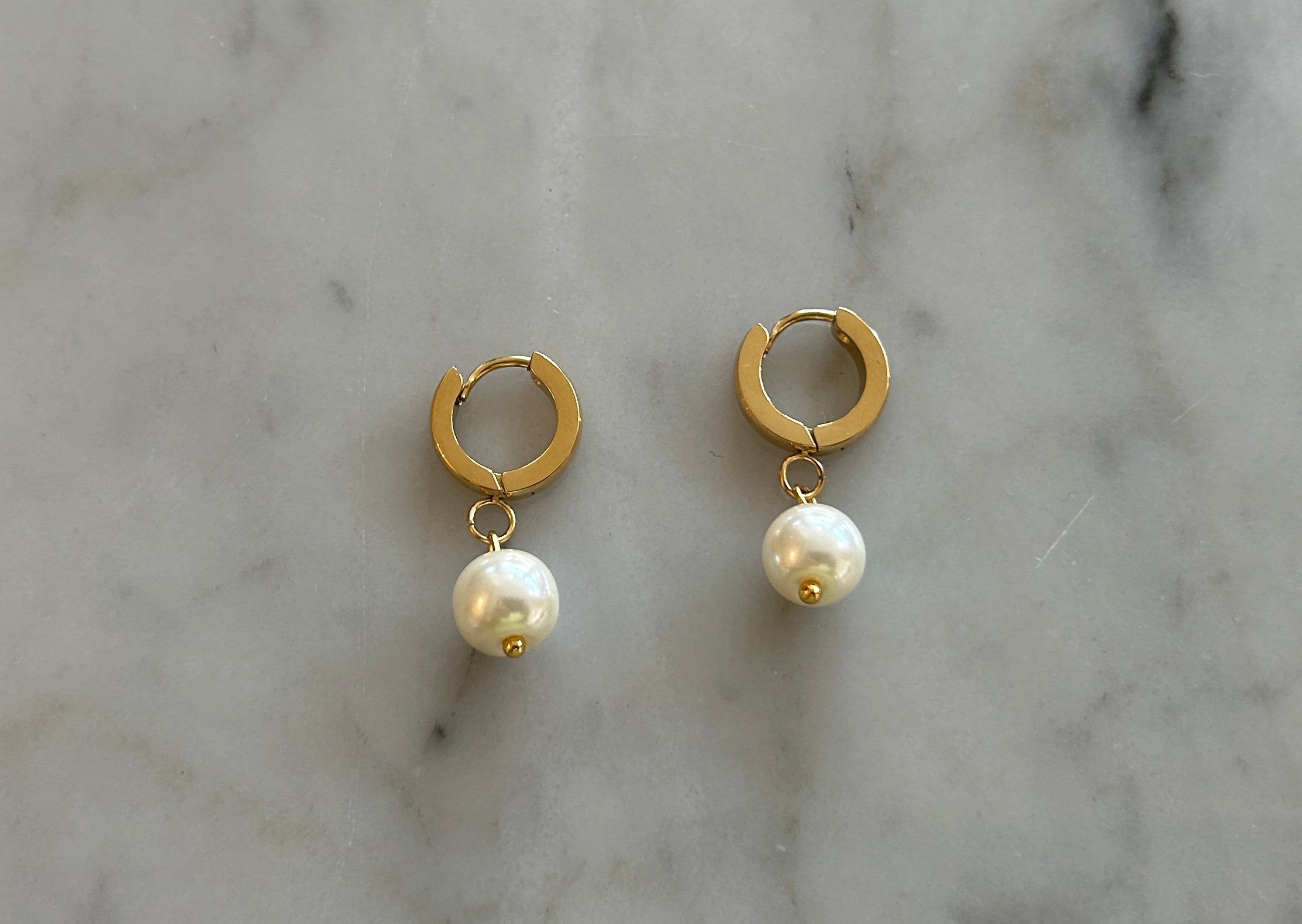 Pearl Gold Hoop Earrings